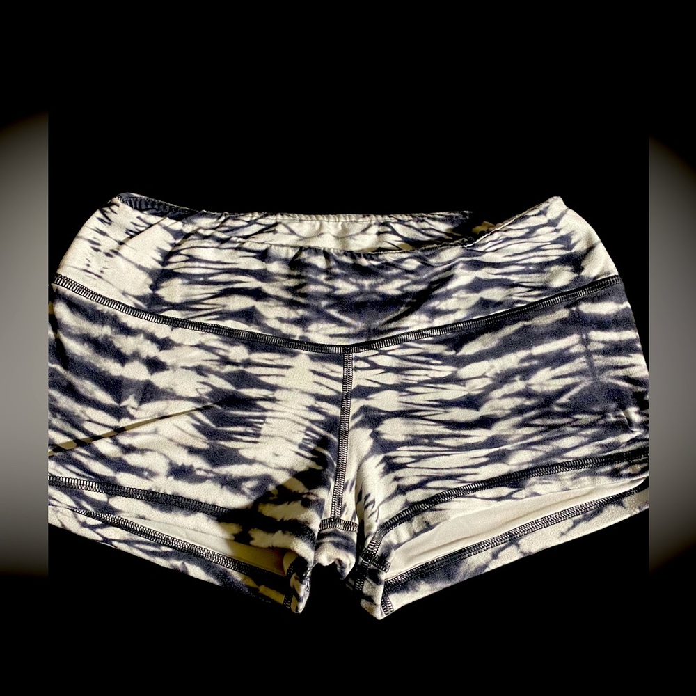 Fleo workout shorts